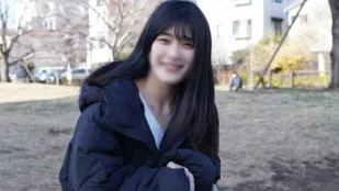FC2PPV-3185827 小胸纤细美女享受油压按摩