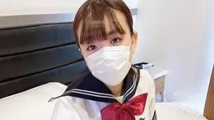 FC2PPV-4607600 干净整洁娃娃脸制服妹子