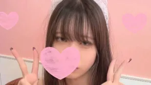 FC2PPV-4612845 最漂亮的女孩长相清新