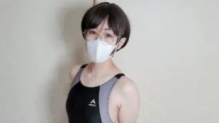FC2PPV-3610940 拥有成熟身材的宅女