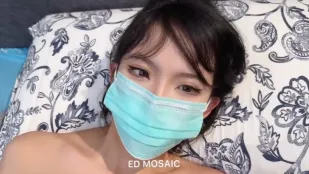 EDmosaic 现役女大生19岁秋刀鱼原本绿播突破尺度玩按摩棒