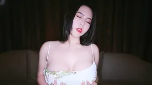 业余摄影变身人肉打桩机 倪娜