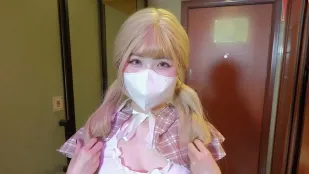 甜美金发少女陪玩白丝诱惑丝下被操得骚穴直流水 懒懒猪