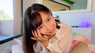 悠闲挑逗男友后女上位内射