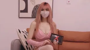 背着老公约小三粉穴被狂舔后入爆操到失控 兔美酱