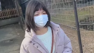 FC2PPV-3174842 毫无恋爱经验的纯真女孩