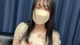 FC2PPV-4633039 来自越南的可爱娃娃脸