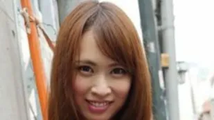 FC2PPV-2352420 美艳惊人大屁股美女
