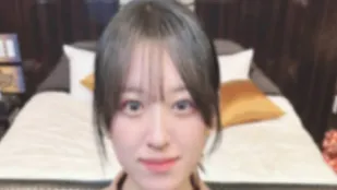 FC2PPV-4605182 可爱的笑容和紧致的阴部