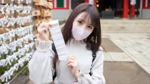 FC2PPV-2926417 情绪变得不稳定的娇弱少女