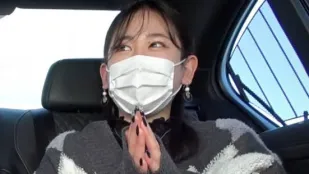 FC2PPV-3107617 无法抗拒的美女而与她车内发生了赤裸裸的性关系