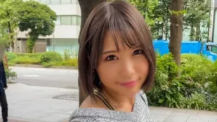 FC2PPV-3186630 自北关东的顺从辣妹