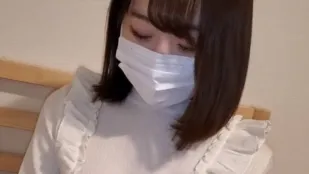 FC2PPV-2661773 面包店的招牌女郎