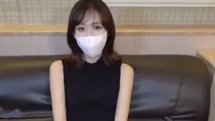 FC2PPV-3671967 用动漫声音舔苗条美女的脚