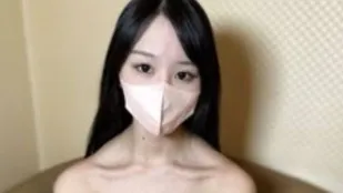 FC2PPV-4529280 大阴蒂试着用有男友的F杯黑长发美女处理性欲
