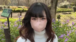 FC2PPV-3317472 敏感娇小的身躯里充满了情欲和淫液