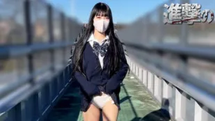 FC2PPV-3962113 户外暴露与骆驼式暴露行走和连续中出清洁口交