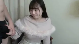 FC2PPV-4607085 小穴粉嫩学生妹