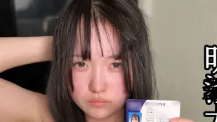 FC2PPV-4680564 入学不到一个月