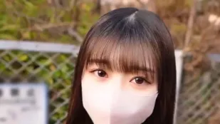 FC2PPV-4352690 零经验处女无恋爱经验的地下偶像