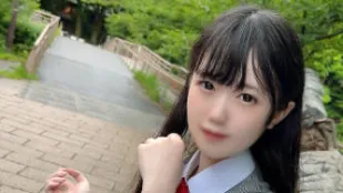 FC2PPV-3065172 纯真无邪的年轻女学生
