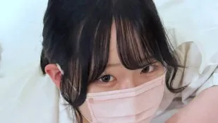 FC2PPV-4692702 脱下内衣的SSS级白皙清纯美少女被电动按摩棒玩到高潮