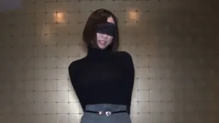 FC2PPV-1231263 住在附近的开朗妈妈被一根大肉棒彻底击败