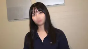 FC2PPV-4805548 穿着时尚的美丽女子