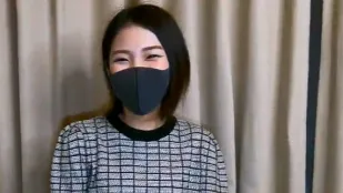 FC2PPV-3107533 肤色白皙的超级可爱女孩