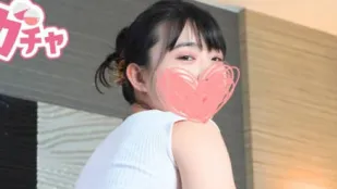 FC2PPV-4639713 黑发的JD按摩女郎