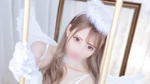 FC2PPV-2938616 中出拥有众多粉丝的美丽网红