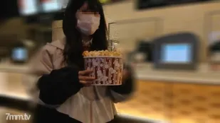 FC2PPV-1613165 身高140cm的天使脸上沾满了精液