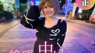 FC2PPV-4593137 笑容可掬的偶像女孩隐藏浓密体毛的反差诱惑