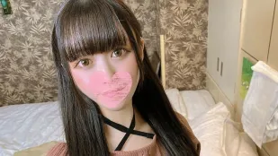 FC2PPV-3153387 有着大眼睛和动漫腔的女大学生