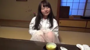 FC2PPV-1243984 体态丰满的少女