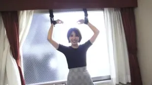 FC2PPV-1783634 美丽优雅的妻子回到家中被捆绑蒙眼并被各种情趣玩具玩弄