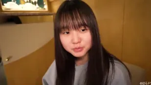 FC2PPV-4552553 像塔欧酱的诗穗酱初撮情趣酒店无套性爱