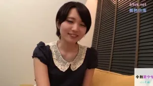 FC2PPV-1196467 兼职的妹子第一次体验阴道高潮