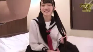 FC2PPV-1391669 来自东京的苗条女孩