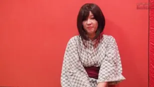 FC2PPV-4722728 爆乳产奶人妻刚生完孩子还热乎乎