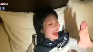 FC2PPV-3283840 纯真十八岁少女首拍成人仪式