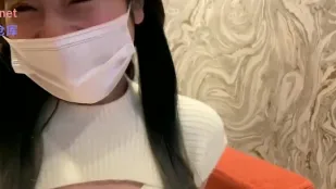 FC2PPV-3157569 性感诱人的白衣咖啡妹惨