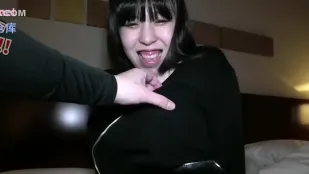 FC2PPV-3177286 网络结识爆乳美少女连番