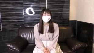 FC2PPV-4591912 白皙女大Emi无套内射