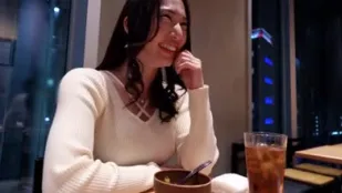 FC2PPV-4521026 结婚5年生活被强力阴茎贯穿子宫