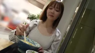 FC2PPV-4480519 天然H杯和美颜