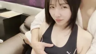 FC2PPV-4380995 拥有欲求不满的身体的年轻妻子