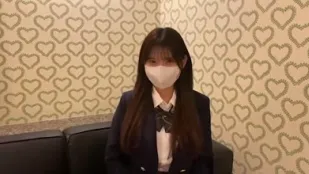 FC2PPV-4408831 啦啦队女孩人生初生中出