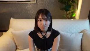 FC2PPV-4736949 没有男友恋爱胆怯女大学生