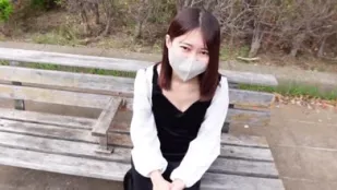 FC2PPV-4225494 寻找一位与她有相同契合度或感觉的男人